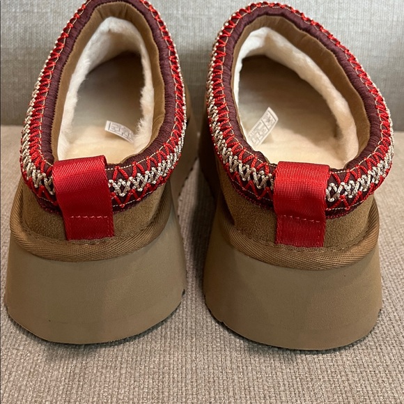 NEW UGG® Tazz Suede Platform Slipper Clogs Chestnut Size 8 - Picture 11 of 14